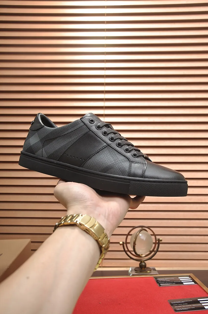 Men's shoes💰480💶[Burberry] (cowhide lining) classic low-top sneakers｜Imported cowhide with classic plaid fabric｜Cow leather lining｜Original outsole｜Fine workmanship and comfortable to wear Size: 38-44 (customized at 45)